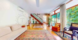 Casa triplex de 691 m² em condomínio fechado no Jardim Pernambuco