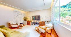 Casa triplex de 691 m² em condomínio fechado no Jardim Pernambuco