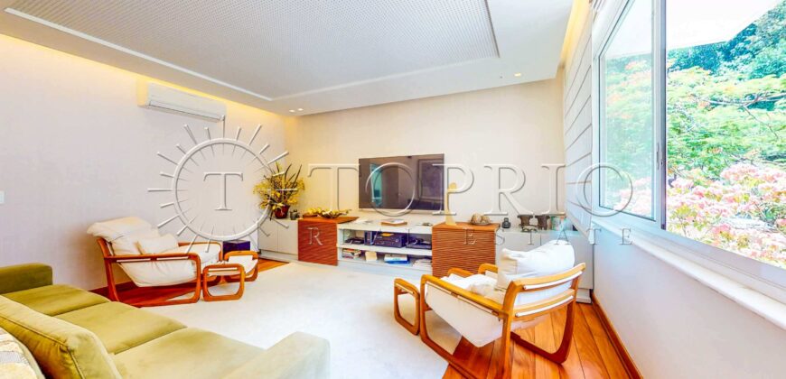 Casa triplex de 691 m² em condomínio fechado no Jardim Pernambuco