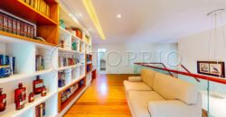 Casa triplex de 691 m² em condomínio fechado no Jardim Pernambuco