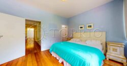 Casa triplex de 691 m² em condomínio fechado no Jardim Pernambuco