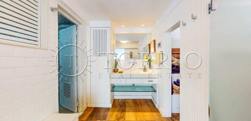 Casa triplex de 691 m² em condomínio fechado no Jardim Pernambuco