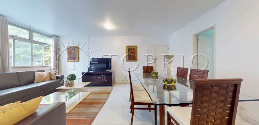 Apartamento mobiliado de 117 m² para locação em Ipanema a poucos passos da praia