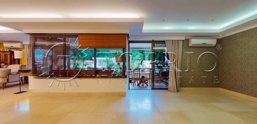 Apartamento de alto padrão de 240 m² no Leblon com 4 quartos e varanda