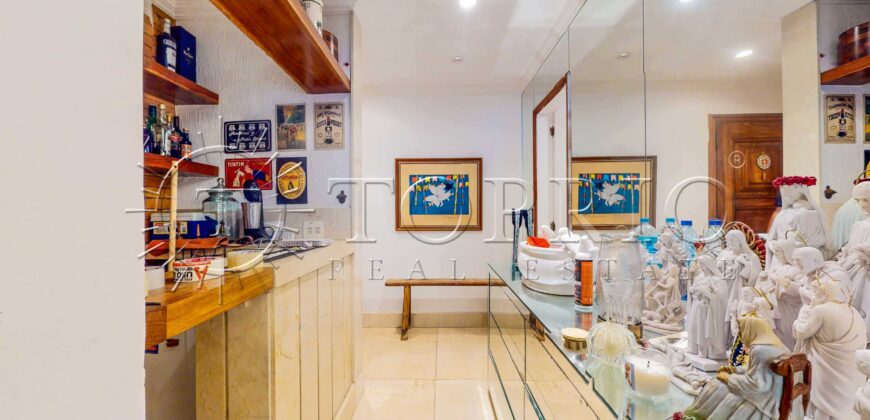 Apartamento de alto padrão de 240 m² no Leblon com 4 quartos e varanda