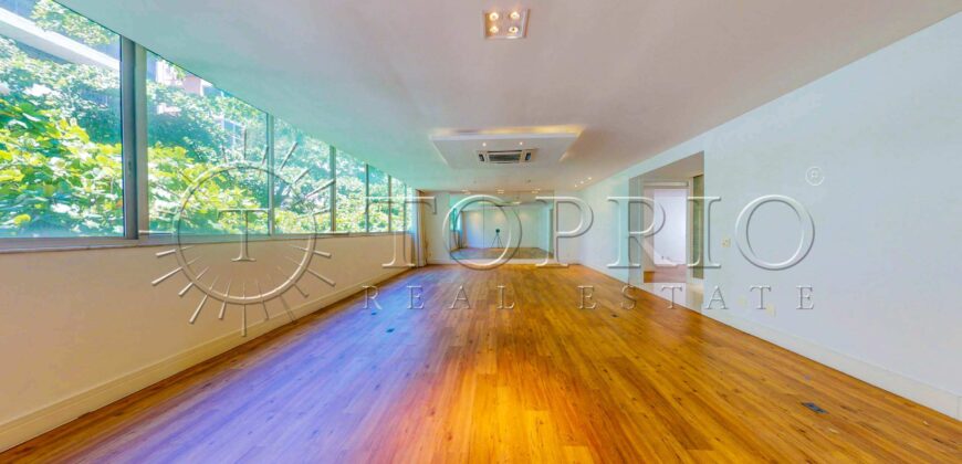 Apartamento 266m² à venda no Leblon com 4 quartos, planta circular e 2 vagas