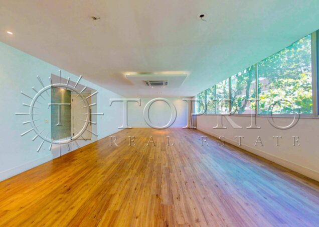 Apartamento 266m² à venda no Leblon com 4 quartos, planta circular e 2 vagas