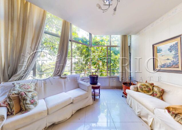 Apartamento à venda em Ipanema – 140 m² | Sol da Manhã | Potencial de Reforma