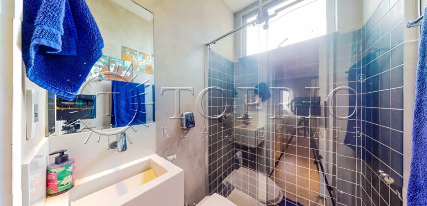 Cobertura à venda em Copacabana Posto 6 – 130 m², reformada, com jacuzzi e vaga