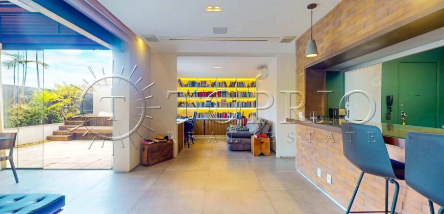 Cobertura à venda em Copacabana Posto 6 – 130 m², reformada, com jacuzzi e vaga