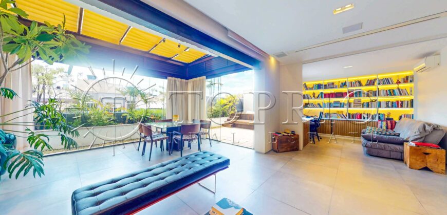 Cobertura à venda em Copacabana Posto 6 – 130 m², reformada, com jacuzzi e vaga