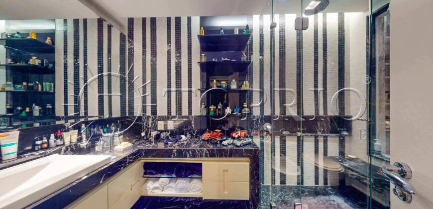 Apartamento de luxo na Av. Delfim Moreira com 435m² e vista frontal para o mar