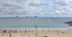 Apartamento de luxo na Av. Delfim Moreira com 435m² e vista frontal para o mar