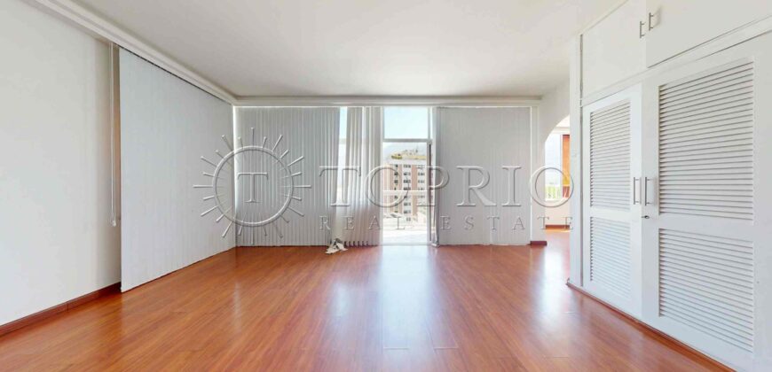 Casa Pentaplex de 558m² no Jardim Botânico com Vista para o Cristo Redentor e Elevador Privativo