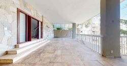 Casa Pentaplex de 558m² no Jardim Botânico com Vista para o Cristo Redentor e Elevador Privativo
