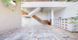 Casa Pentaplex de 558m² no Jardim Botânico com Vista para o Cristo Redentor e Elevador Privativo
