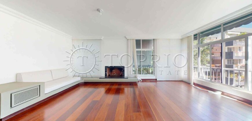 Casa Pentaplex de 558m² no Jardim Botânico com Vista para o Cristo Redentor e Elevador Privativo