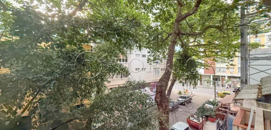 Apartamento de 130 m² à venda em Ipanema, silencioso e com excelente potencial de modernização