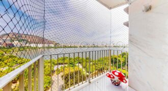 Apartamento de 117 m² à venda na Lagoa Rodrigo de Freitas com vista panorâmica e sol da manhã