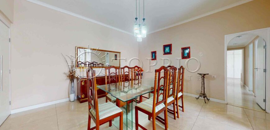 Apartamento de 117 m² à venda na Lagoa Rodrigo de Freitas com vista panorâmica e sol da manhã
