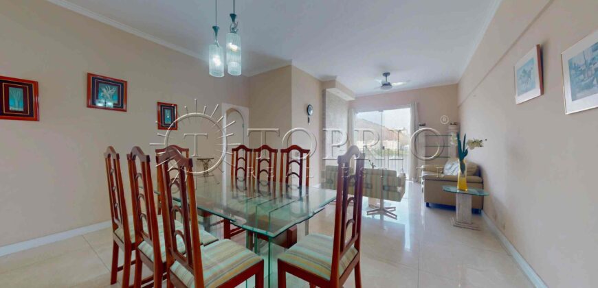 Apartamento de 117 m² à venda na Lagoa Rodrigo de Freitas com vista panorâmica e sol da manhã