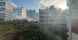 Apartamento de 169 m² à venda no Leblon, reformado e na quadra da praia