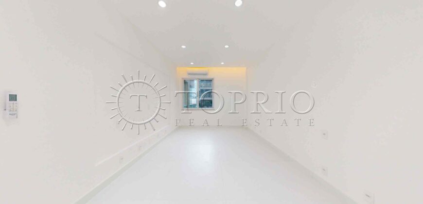 Apartamento de 169 m² à venda no Leblon, reformado e na quadra da praia