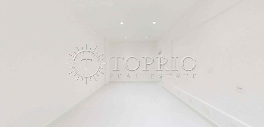 Apartamento de 169 m² à venda no Leblon, reformado e na quadra da praia