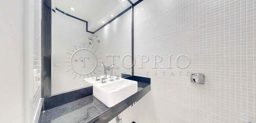 Apartamento de 169 m² à venda no Leblon, reformado e na quadra da praia