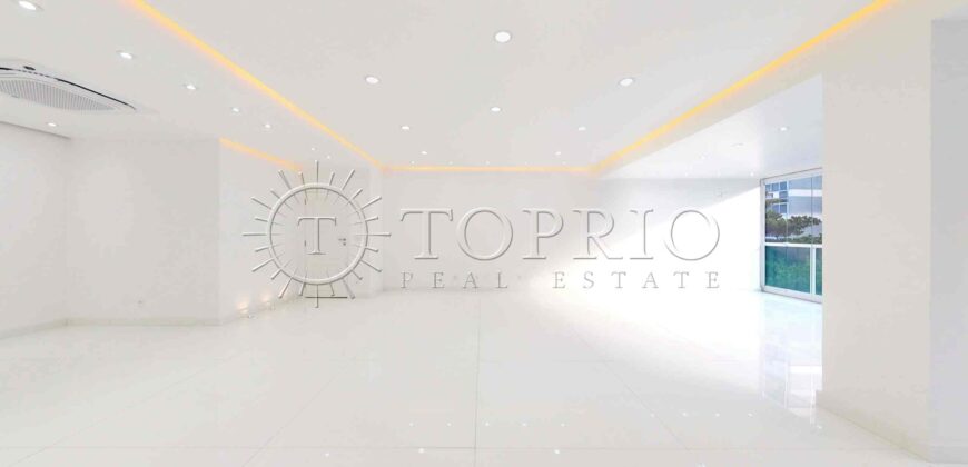 Apartamento de 169 m² à venda no Leblon, reformado e na quadra da praia