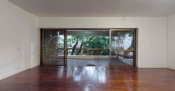 Apartamento de 130 m² à venda em Ipanema, silencioso e com excelente potencial de modernização