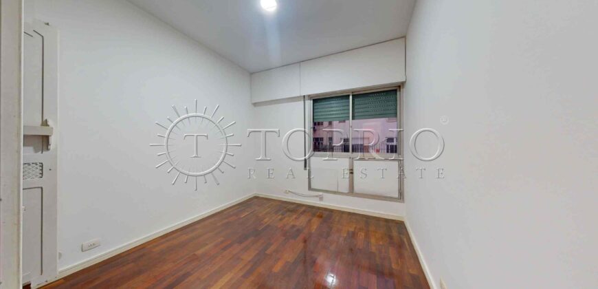 Apartamento de 130 m² à venda em Ipanema, silencioso e com excelente potencial de modernização