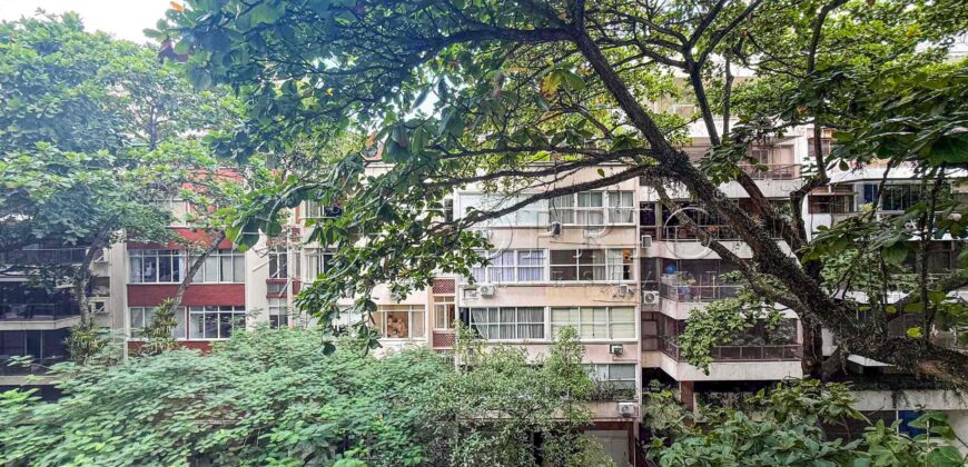 Apartamento de 192 m² à venda em Ipanema na Rua Redentor, reformado e no quadrilátero do charme