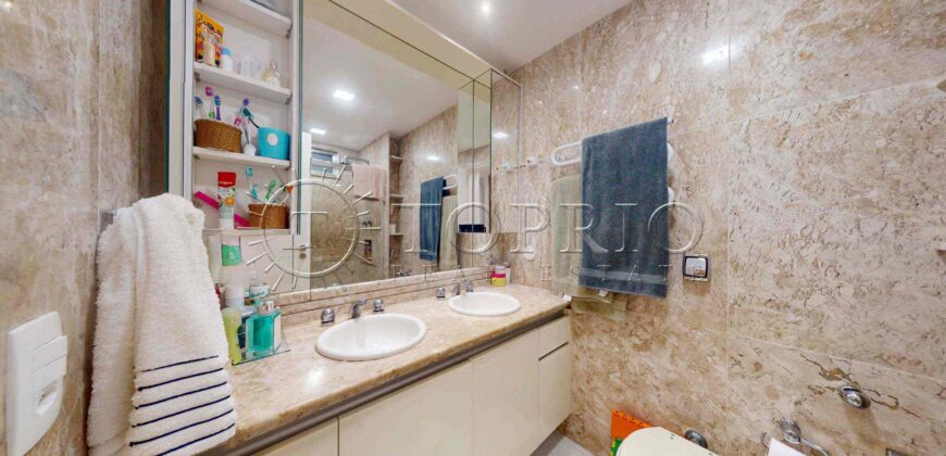 Apartamento de 192 m² à venda em Ipanema na Rua Redentor, reformado e no quadrilátero do charme