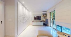 Apartamento de 192 m² à venda em Ipanema na Rua Redentor, reformado e no quadrilátero do charme