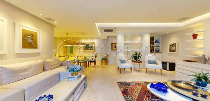 Apartamento de 192 m² à venda em Ipanema na Rua Redentor, reformado e no quadrilátero do charme