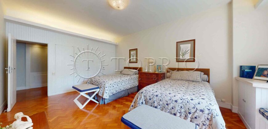Apartamento de 488 m² à venda em frente à Praia de Ipanema na Vieira Souto