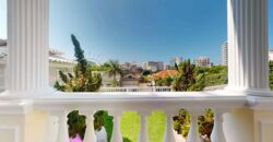 Casa Triplex de Luxo à Venda no Jardim Pernambuco, Leblon – 506m², 5 Quartos, Piscina e Elevador Interno