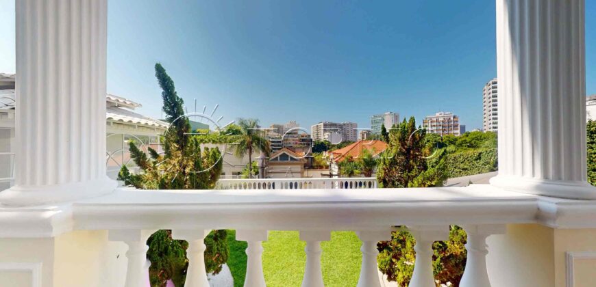 Casa Triplex de Luxo à Venda no Jardim Pernambuco, Leblon – 506m², 5 Quartos, Piscina e Elevador Interno