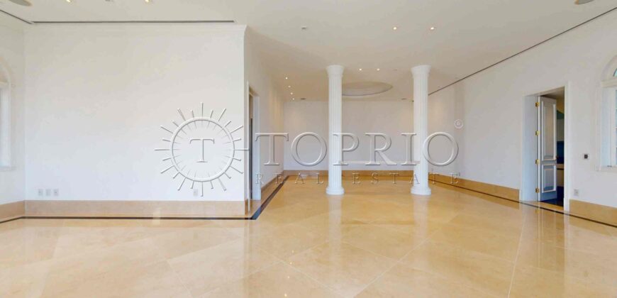 Casa Triplex de Luxo à Venda no Jardim Pernambuco, Leblon – 506m², 5 Quartos, Piscina e Elevador Interno