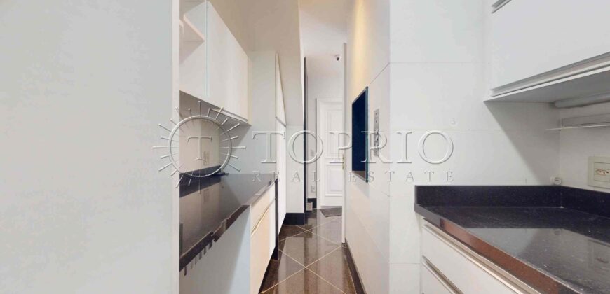 Casa Triplex de Luxo à Venda no Jardim Pernambuco, Leblon – 506m², 5 Quartos, Piscina e Elevador Interno