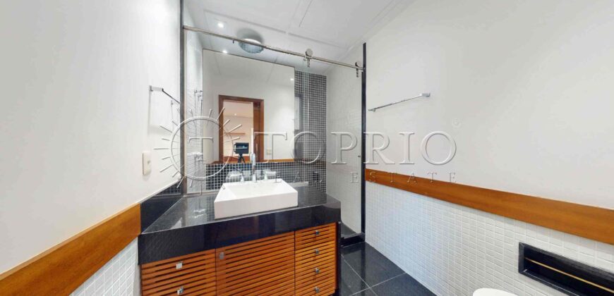 Casa Triplex de Luxo à Venda no Jardim Pernambuco, Leblon – 506m², 5 Quartos, Piscina e Elevador Interno