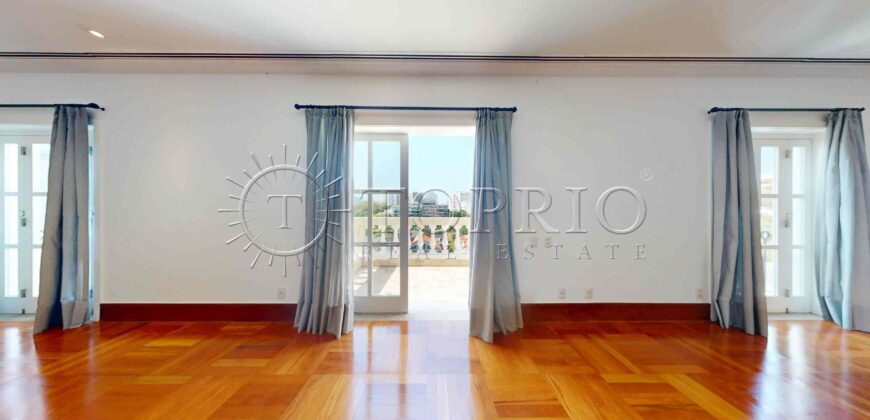 Casa Triplex de Luxo à Venda no Jardim Pernambuco, Leblon – 506m², 5 Quartos, Piscina e Elevador Interno