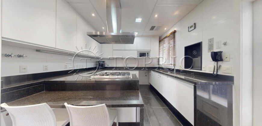 Casa Triplex de Luxo à Venda no Jardim Pernambuco, Leblon – 506m², 5 Quartos, Piscina e Elevador Interno