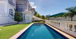 Casa Triplex de Luxo à Venda no Jardim Pernambuco, Leblon – 506m², 5 Quartos, Piscina e Elevador Interno