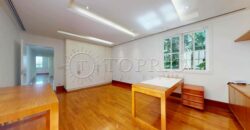 Casa Triplex de Luxo à Venda no Jardim Pernambuco, Leblon – 506m², 5 Quartos, Piscina e Elevador Interno