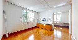 Casa Triplex de Luxo à Venda no Jardim Pernambuco, Leblon – 506m², 5 Quartos, Piscina e Elevador Interno