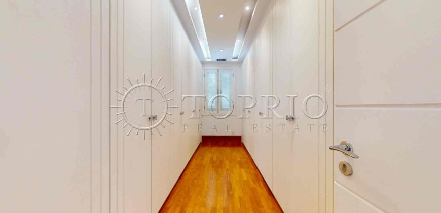 Casa Triplex de Luxo à Venda no Jardim Pernambuco, Leblon – 506m², 5 Quartos, Piscina e Elevador Interno