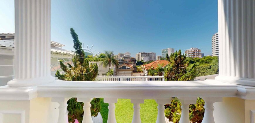 Casa Triplex de Luxo à Venda no Jardim Pernambuco, Leblon – 506m², 5 Quartos, Piscina e Elevador Interno