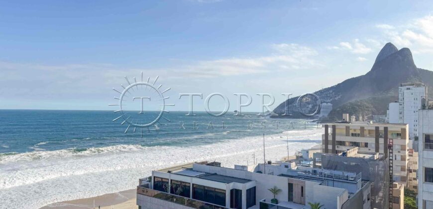 Cobertura Duplex à Venda no Leblon com 385 m², Piscina e Vista Panorâmica para o Mar